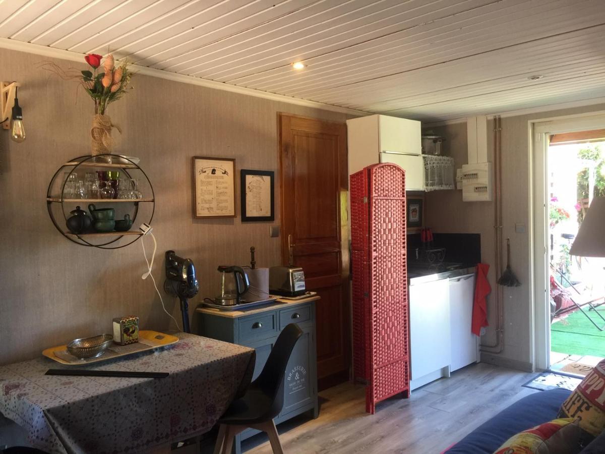 Le Jardin De Theleme "Charme Discret Pour Un Nid Douillet" Mazille Exterior foto